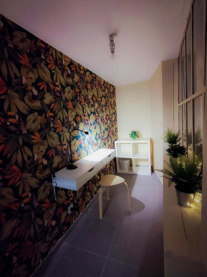 L'Echappee Belle - Terrasse 25M2 - Centre Ville - Lit Queen Size Сен-Кантен Екстериор снимка